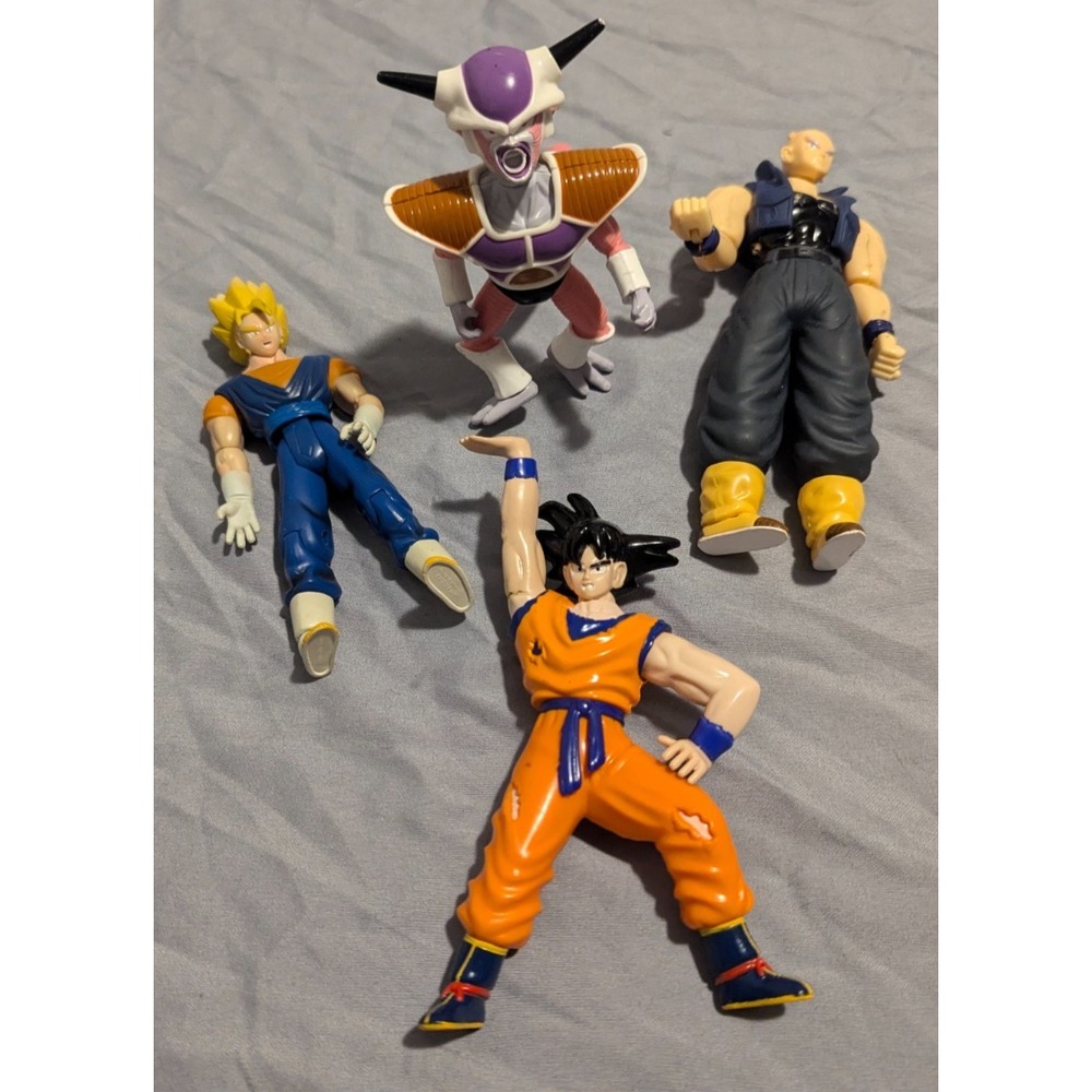 Vintage Dragon Ball Z Action Figures Lot of 4 Irwin /Fun Toys Funimation 90s 00s